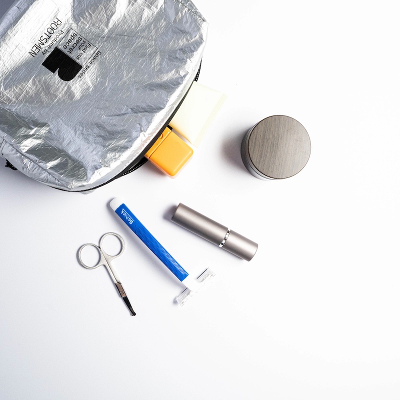  Tyvek cosmetic storage case