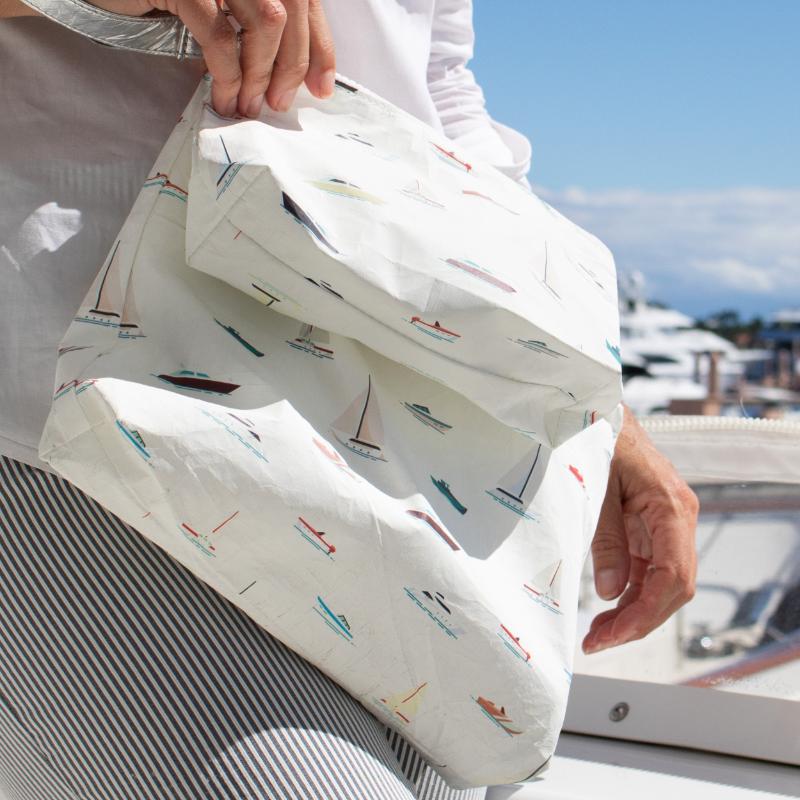 Trousse de toilette imperméable en Tyvek pour femme : une myriade de sacs à cosmétiques en forme de bateaux nautiques